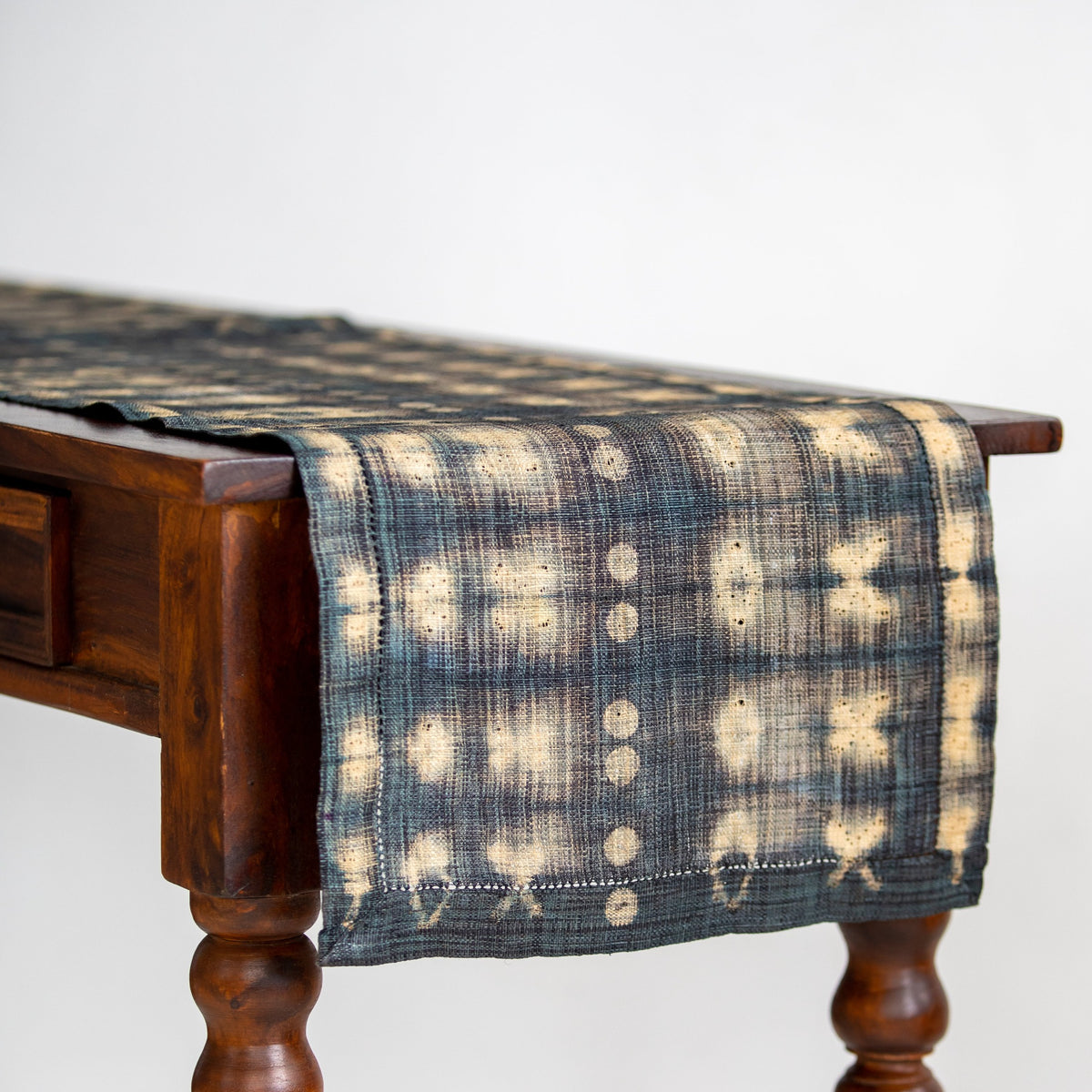 Ethically made fair trade handmade Madagascar raffia table runner charcoal black and tan natural linen color